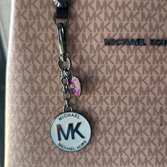 MICHAEL KORS Kimberly X-body/Satchel Bag - NWOT - Picture 4 of 5